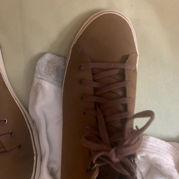 Mens Uggs Sneaker - Picture 4 of 6